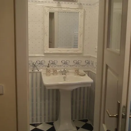 Nostalgie Apartment *